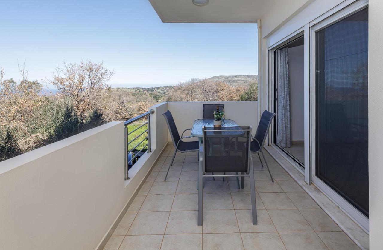 Vourvahis Seaview Karoti (Crete)
