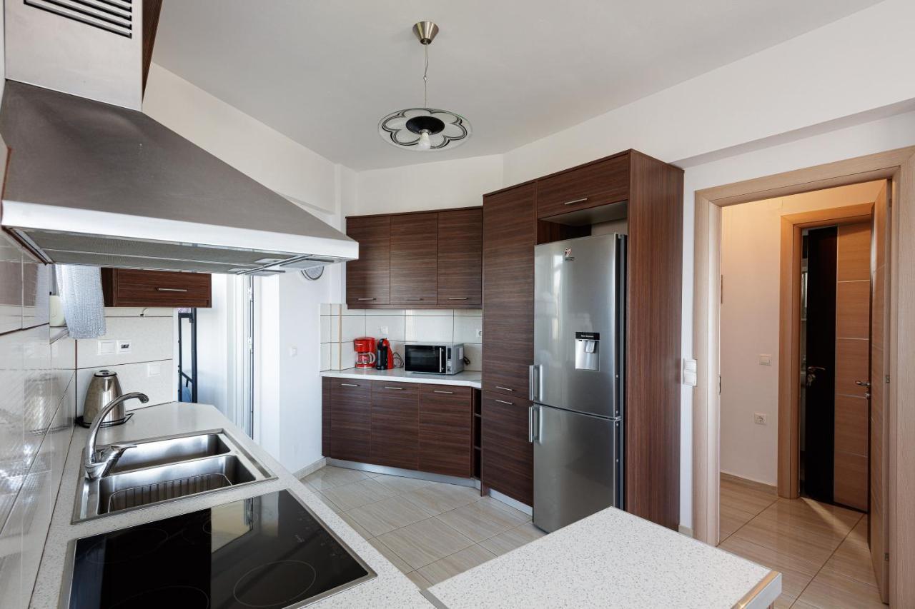 Vourvahis Seaview Apartment *